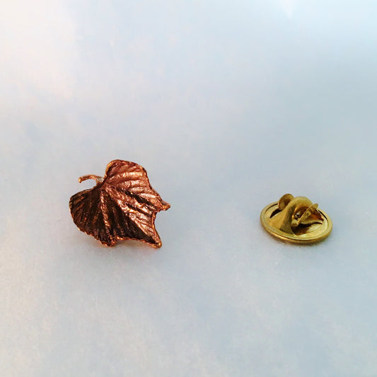 Grape Leaf Pin in Bronze